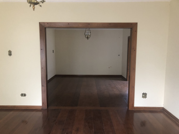 Imagem Casa com 3 Quartos à Venda, 180 m² em Jardim Dos Estados - Poços De Caldas Imagem Casa com 3 Quartos à Venda, 180 m² em Jardim Dos Estados - Poços De Caldas