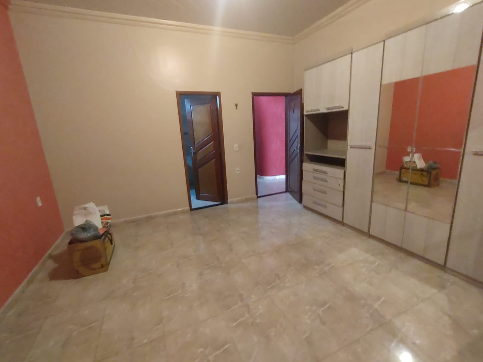 Imagem Casa com 4 Quartos à Venda, 400 m² em Novo Aleixo - Manaus Imagem Casa com 4 Quartos à Venda, 400 m² em Novo Aleixo - Manaus