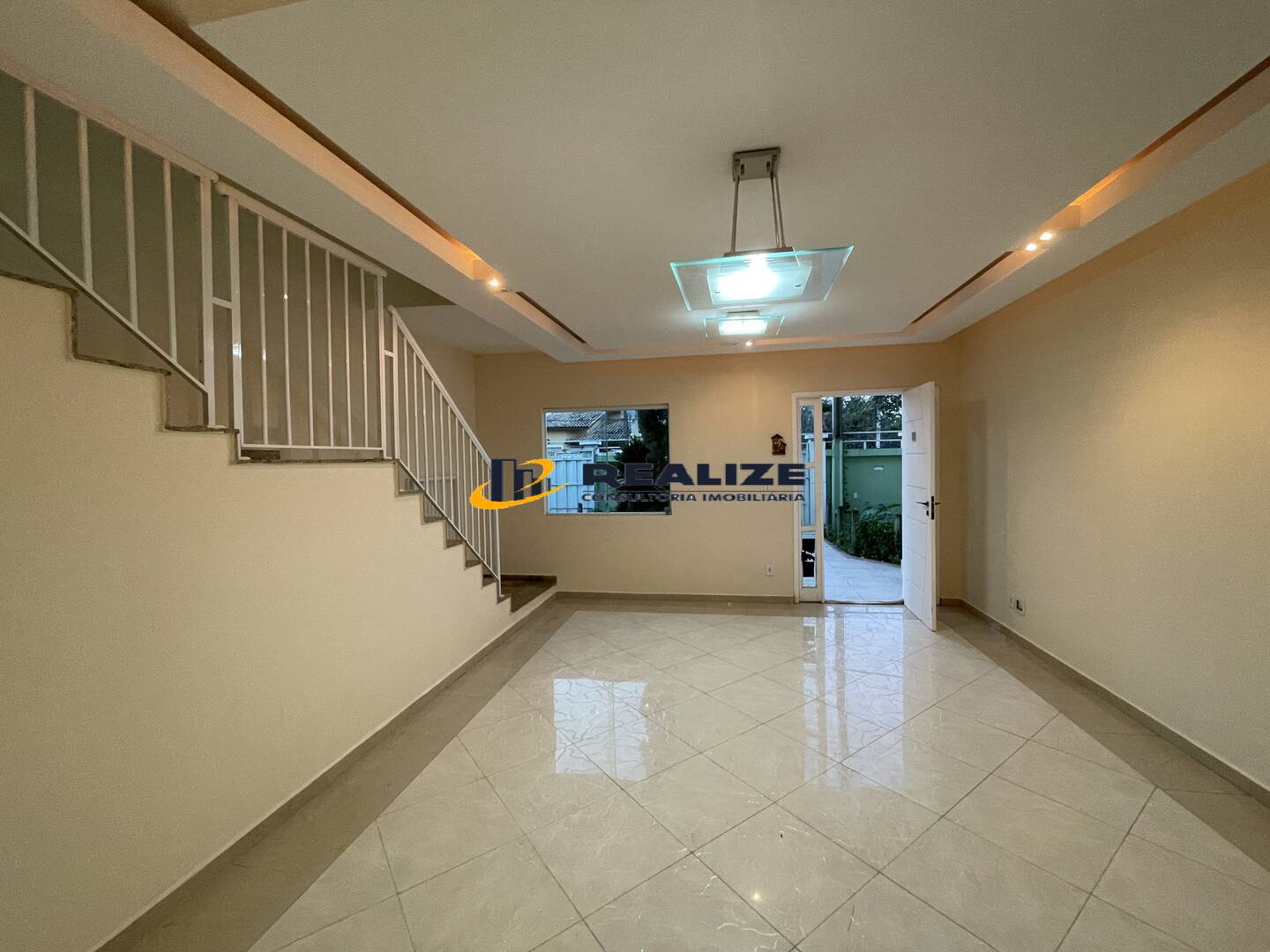 Imagem Casa com 4 Quartos à Venda, 220 m²em Jardim das Acácias - Campos dos Goytacazes Imagem Casa com 4 Quartos à Venda, 220 m²em Jardim das Acácias - Campos dos Goytacazes