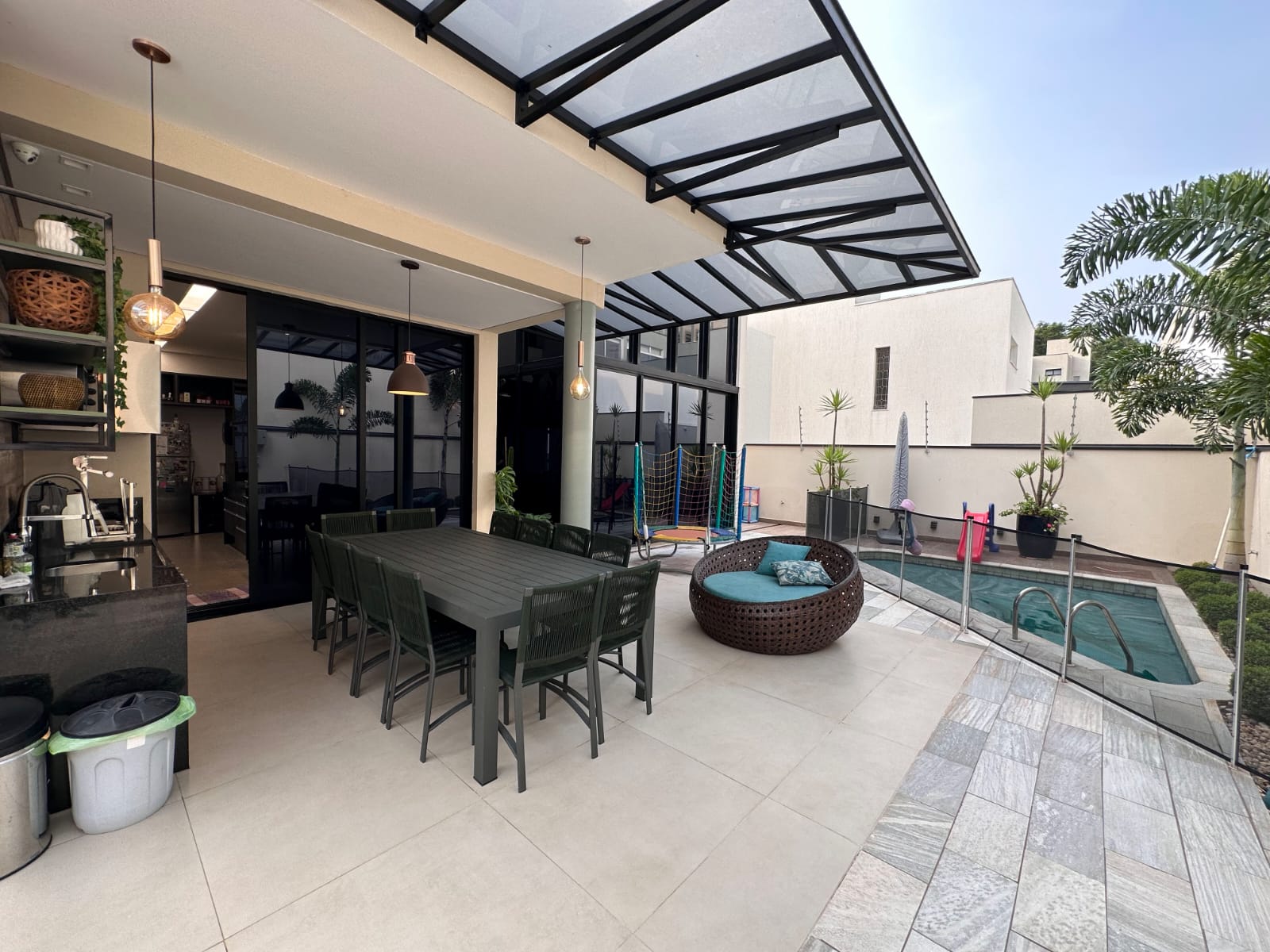Imagem Sobrado com 4 Quartos à Venda, 395 m²em Jardim Novo Mundo - Jundiaí