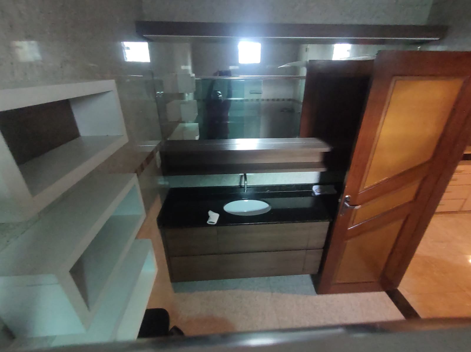 Imagem Casa com 4 Quartos à Venda, 400 m² em Novo Aleixo - Manaus Imagem Casa com 4 Quartos à Venda, 400 m² em Novo Aleixo - Manaus