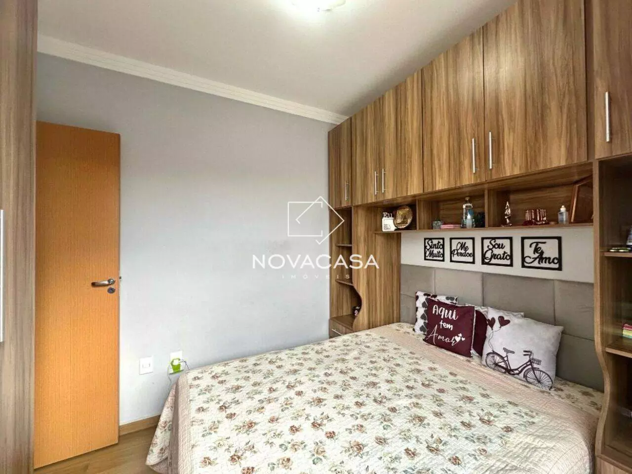 Imagem Casa com 2 Quartos à Venda, 70 m² em Santa Mônica - Belo Horizonte Imagem Casa com 2 Quartos à Venda, 70 m² em Santa Mônica - Belo Horizonte