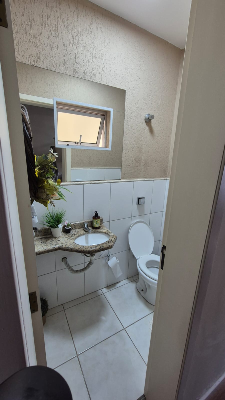 Imagem Sobrado com 3 Quartos à Venda, 177 m² em Cajuru - Curitiba