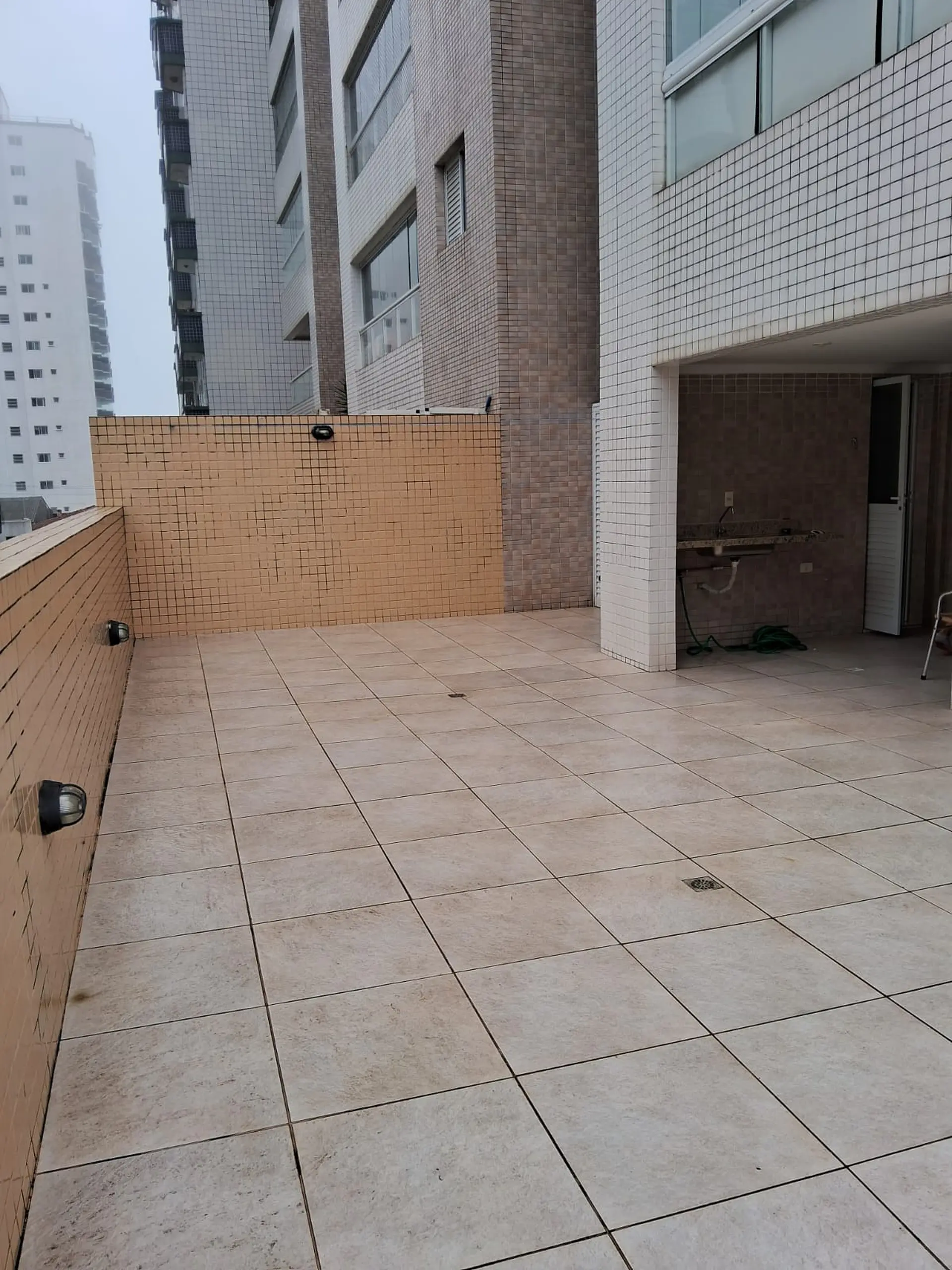 Imagem Apartamento com 2 Quartos à Venda, 70 m²em Ocian - Praia Grande