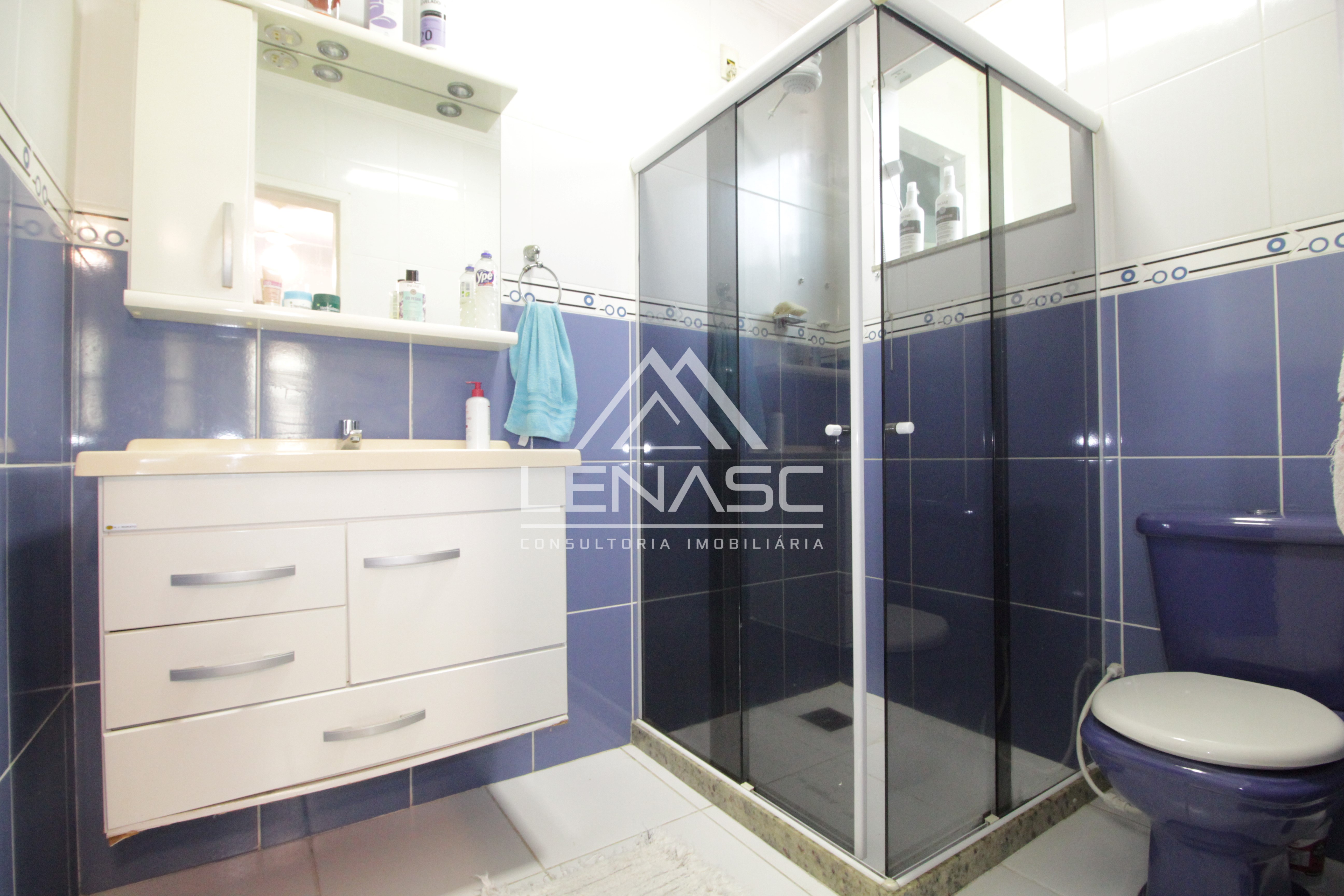 Imagem Casa de Condomínio com 4 Quartos à Venda, 250 m²em Campo Grande - Rio de Janeiro Imagem Casa de Condomínio com 4 Quartos à Venda, 250 m²em Campo Grande - Rio de Janeiro