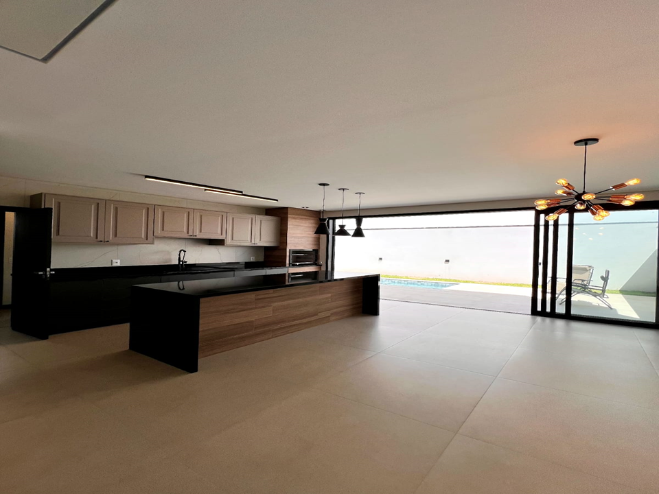 Imagem Casa de Condomínio com 4 Quartos à Venda, 191 m²em Jardim Ermida II - Jundiaí