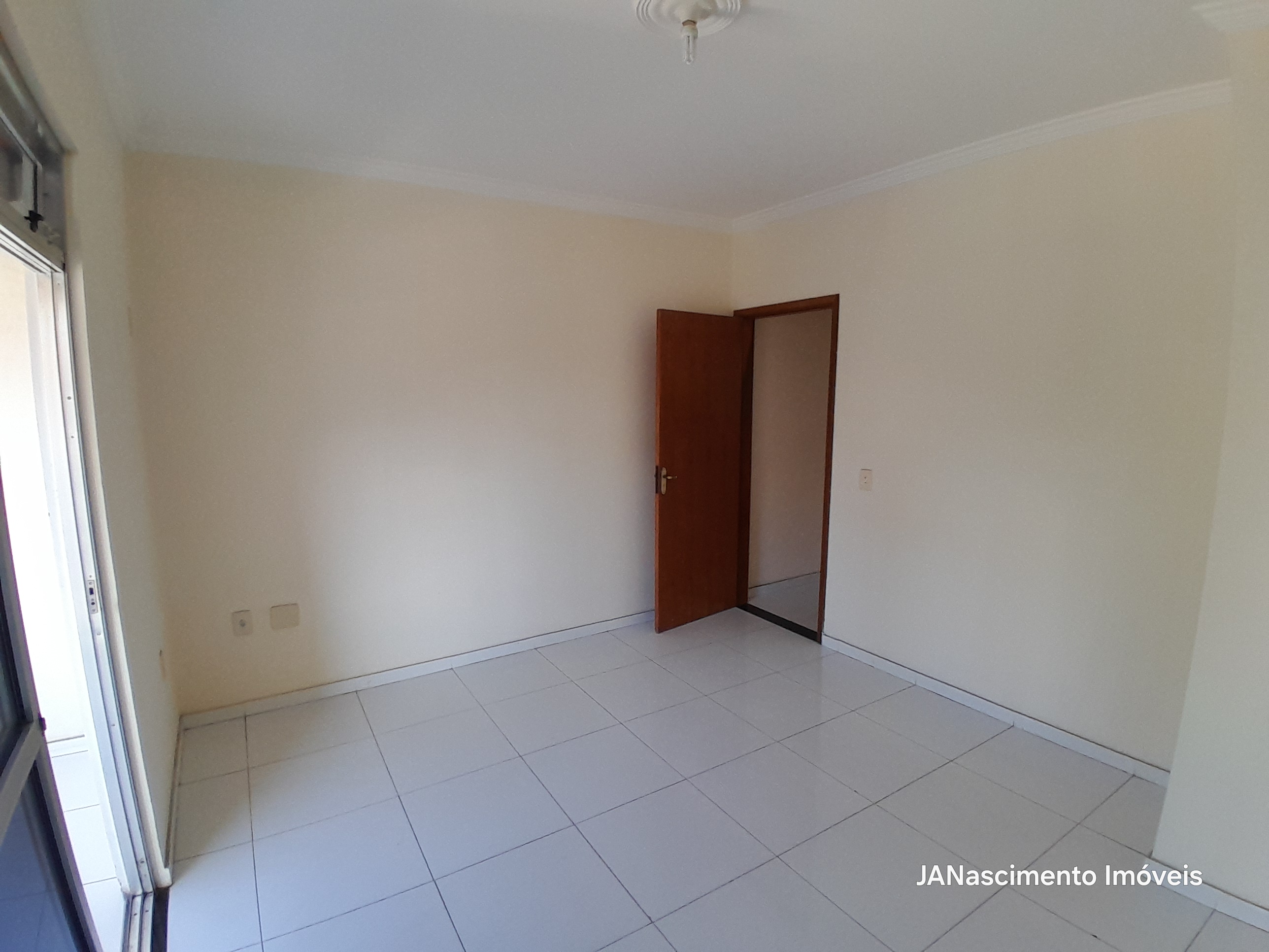 Imagem Casa de Condomínio com 2 Quartos à Venda, 87 m² em Bangu - Rio de Janeiro Imagem Casa de Condomínio com 2 Quartos à Venda, 87 m² em Bangu - Rio de Janeiro