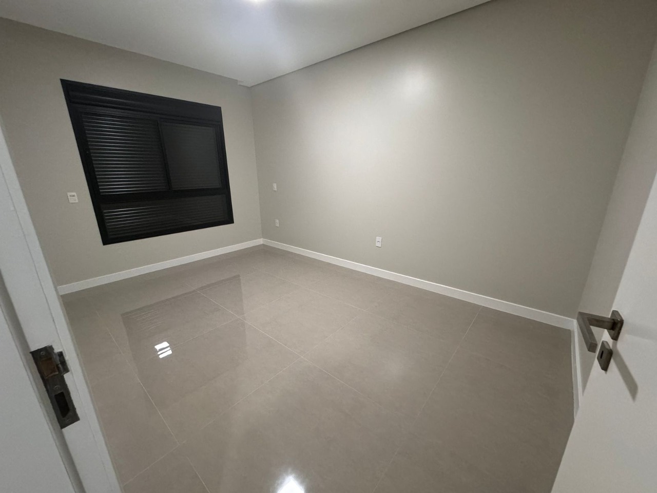 Imagem Casa com 3 Quartos à Venda, 164 m²em Beira Rio - Biguaçu Imagem Casa com 3 Quartos à Venda, 164 m²em Beira Rio - Biguaçu