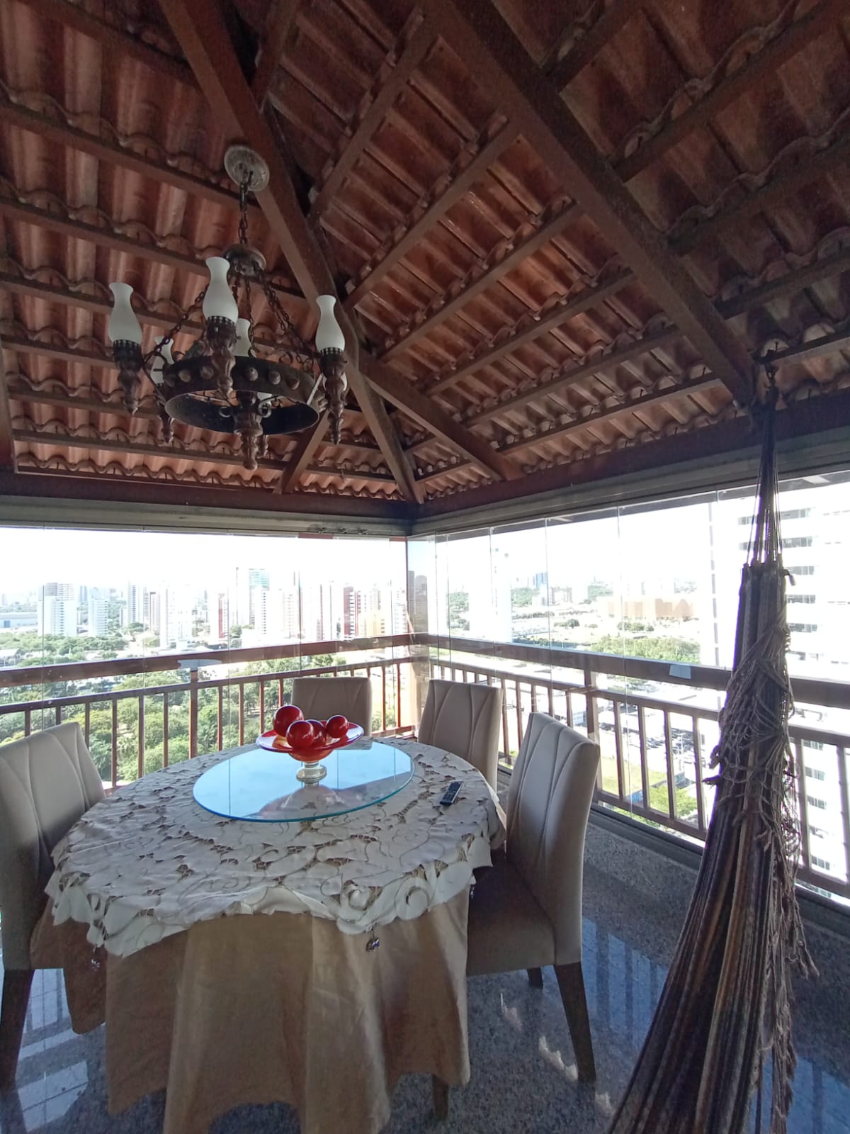Imagem Apartamento com 4 Quartos à Venda, 315 m²em Guararapes - Fortaleza