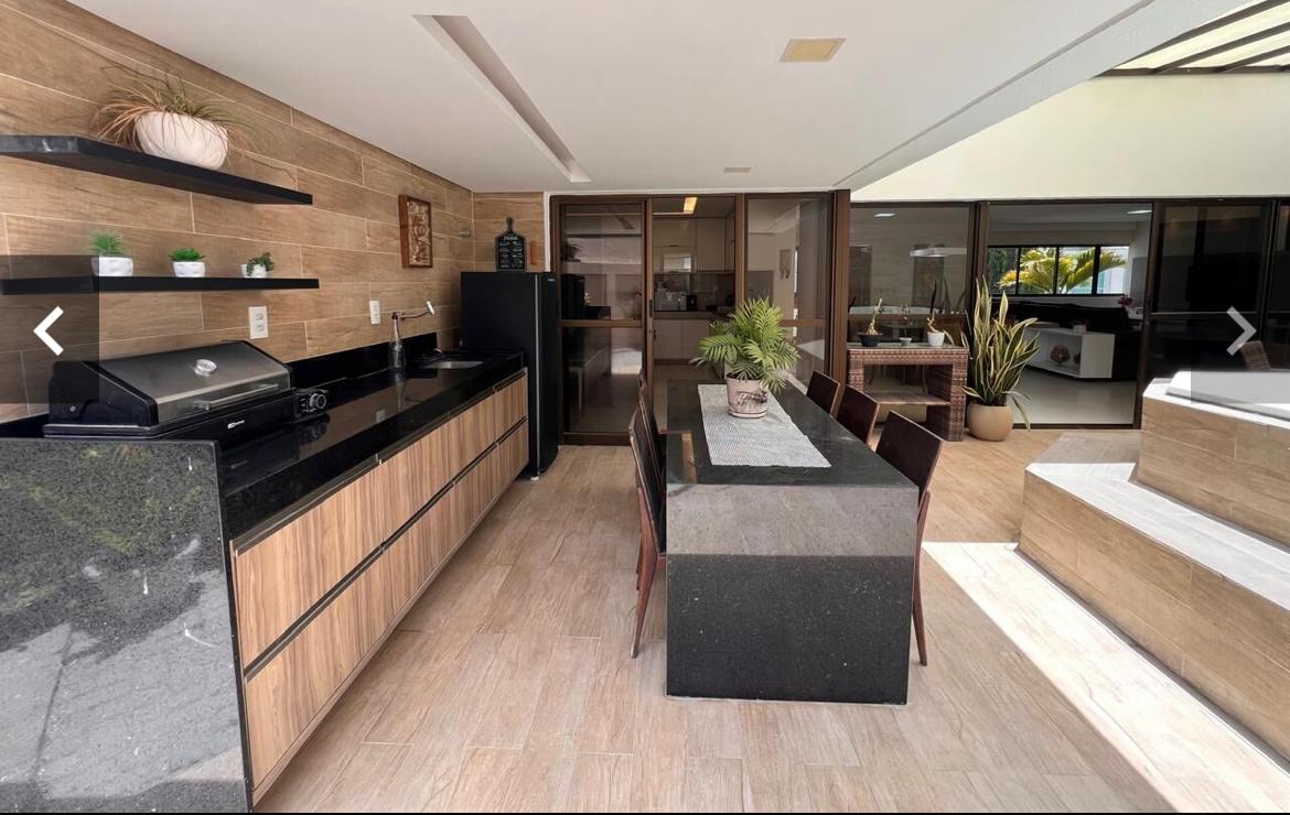 Imagem Casa com 4 Quartos à Venda, 300 m²em Universitário  - Caruaru