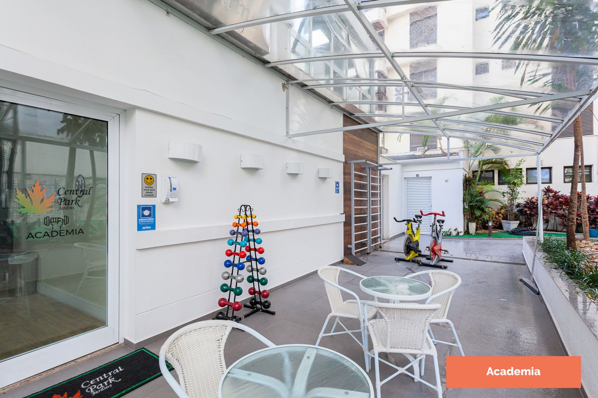 Imagem Flat com 3 Quartos à Venda ou Locação, 93 m²em Cerqueira César - São Paulo Imagem Flat com 3 Quartos à Venda ou Locação, 93 m²em Cerqueira César - São Paulo