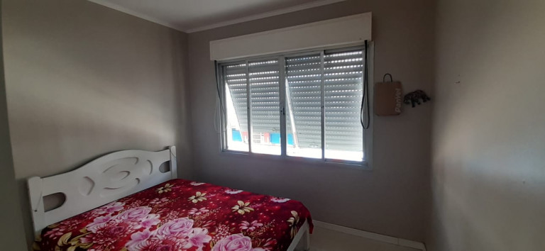 Imagem Apartamento com 2 Quartos à Venda, 70 m² em Passo da Areia - Porto Alegre