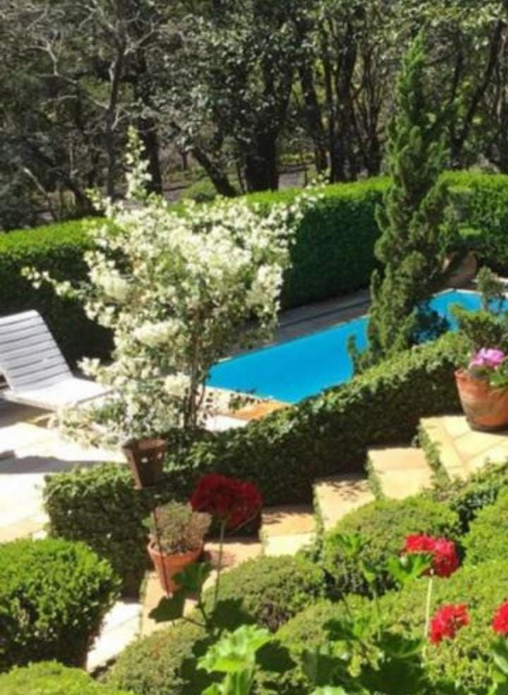 Casa de Condomínio com 4 Quartos para Alugar, 300 m² em Pinhal - Cabreúva