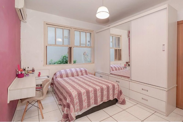 Imagem Apartamento com 2 Quartos à Venda, 77 m² em Farroupilha - Porto Alegre