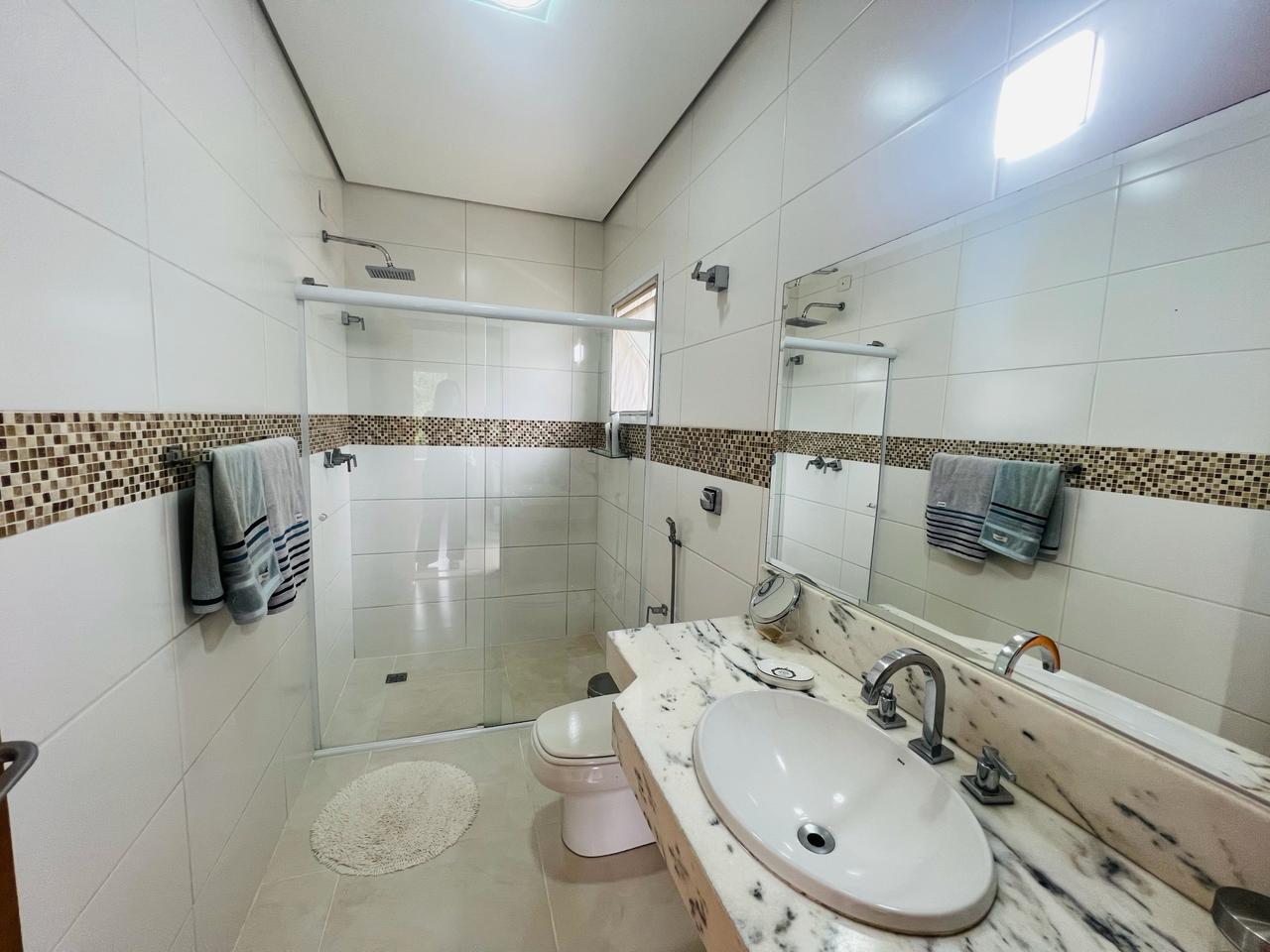 Imagem Casa de Condomínio com 4 Quartos à Venda, 278 m²em Swiss Park - Campinas