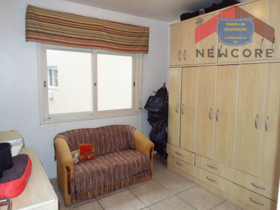 Imagem Apartamento com 3 Quartos à Venda,  em Centro - Pelotas