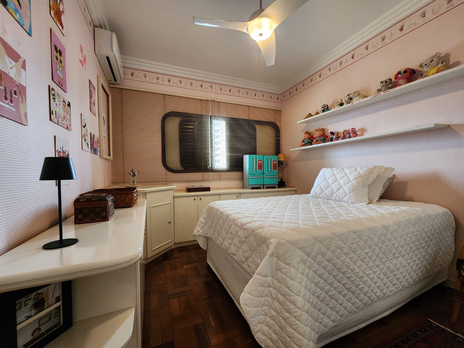 Imagem Apartamento com 4 Quartos à Venda, 280 m²em Barbosa - Marília Imagem Apartamento com 4 Quartos à Venda, 280 m²em Barbosa - Marília