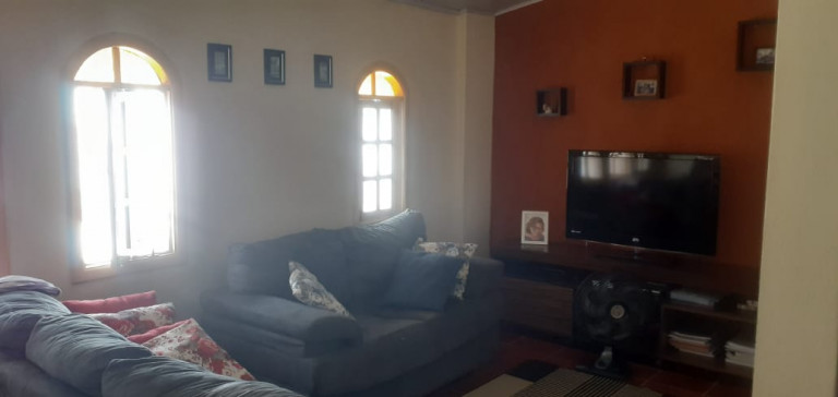 Imagem Casa com 2 Quartos à Venda, 300 m² em Jardim Jaqueira - Caraguatatuba