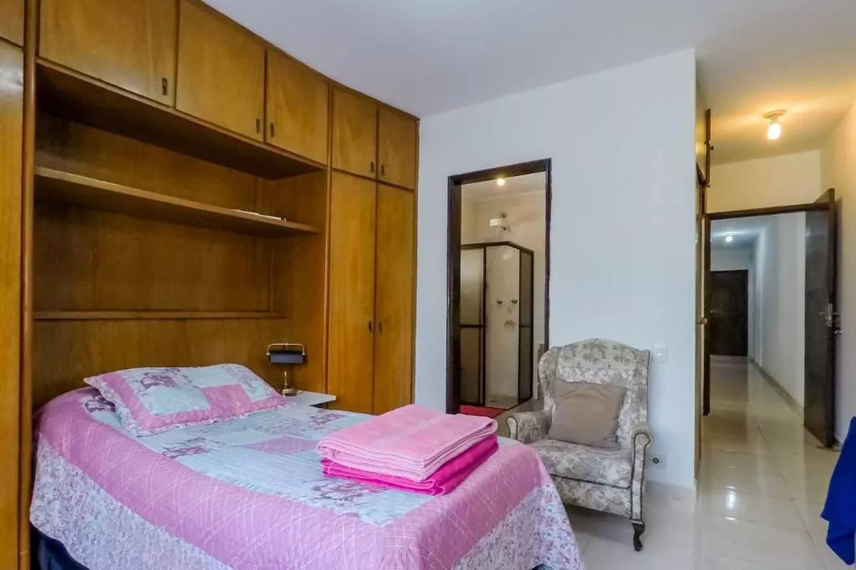 Imagem Sobrado com 3 Quartos à Venda, 174 m² em Vila Gumercindo - São Paulo Imagem Sobrado com 3 Quartos à Venda, 174 m² em Vila Gumercindo - São Paulo
