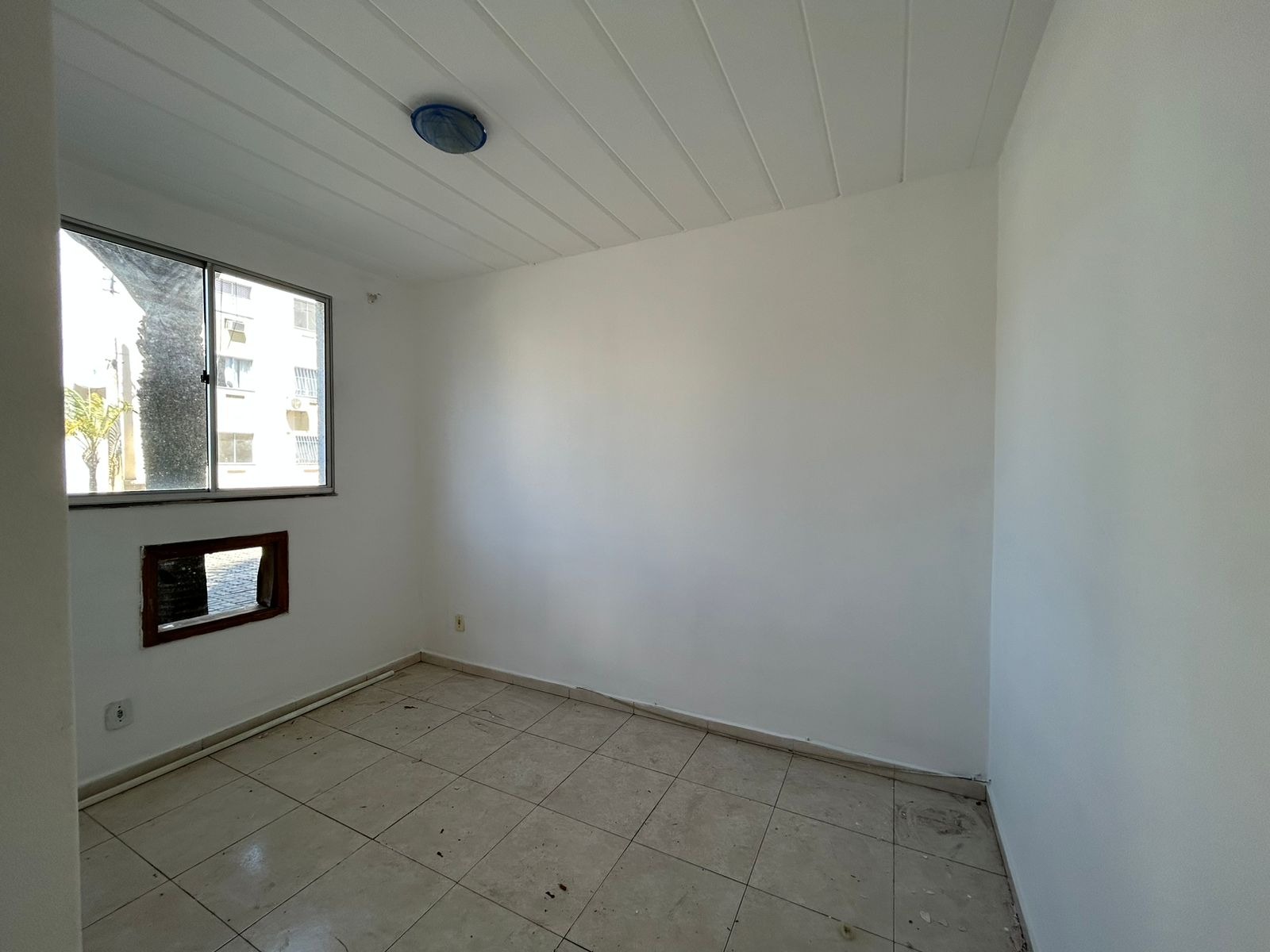 Imagem Apartamento com 2 Quartos para Alugar, 50 m² em Campo Grande - Rio de Janeiro