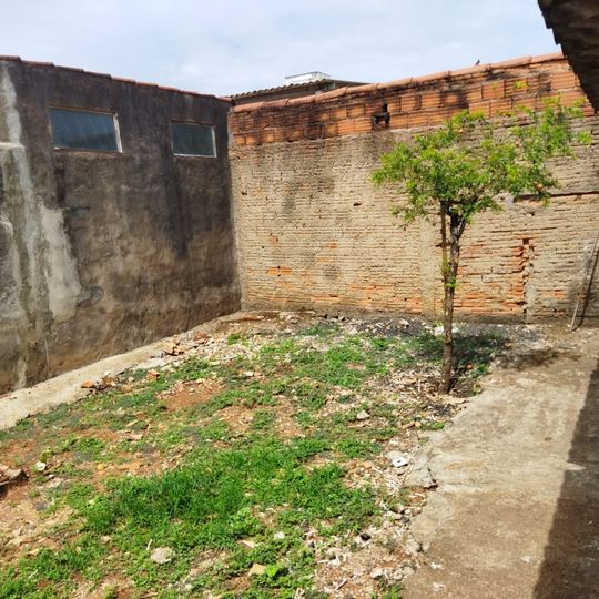 Imagem Casa com 3 Quartos à Venda, 84 m²em Segismundo Pereira - Uberlândia