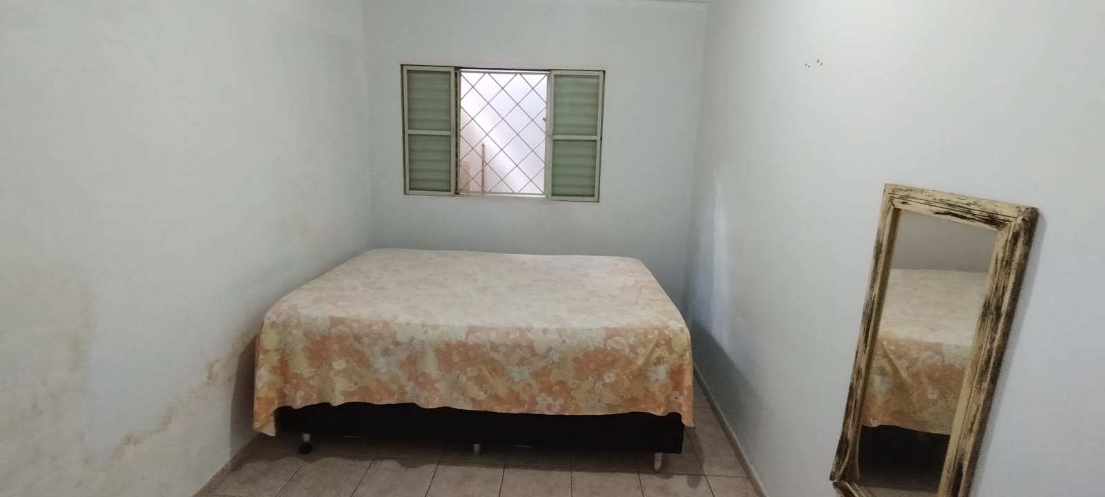 Imagem Apartamento com 1 Quarto para Alugar, 50 m² em  - 