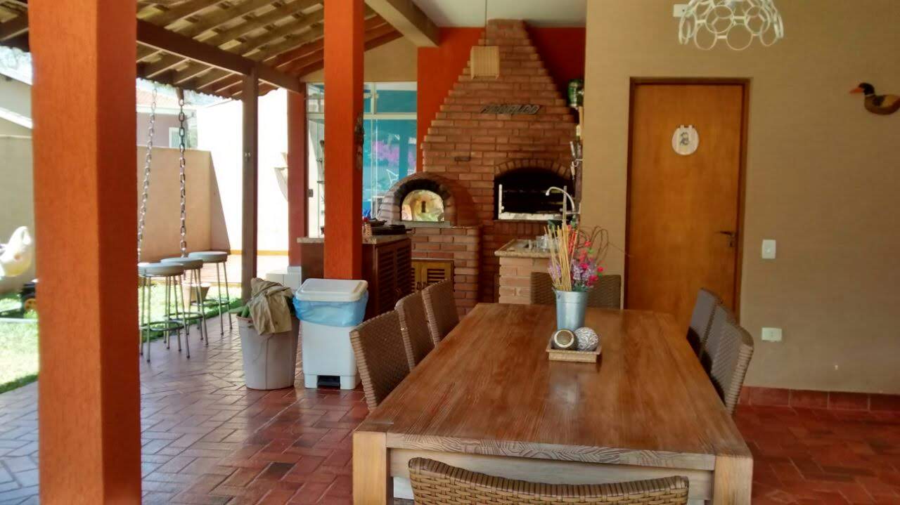 Imagem Casa com 4 Quartos à Venda ou Locação, 400 m² em Jardim Paulista - Atibaia Imagem Casa com 4 Quartos à Venda ou Locação, 400 m² em Jardim Paulista - Atibaia