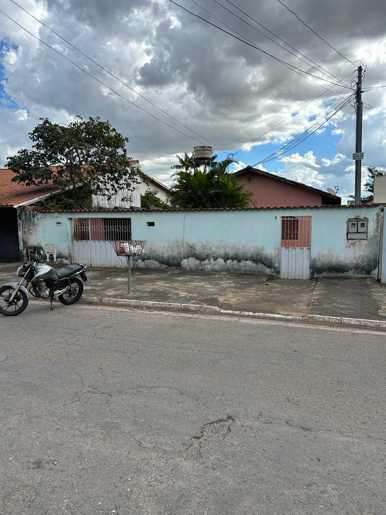 Imagem Casa com 3 Quartos à Venda, 211 m²em Jardim América - Goiânia Imagem Casa com 3 Quartos à Venda, 211 m²em Jardim América - Goiânia
