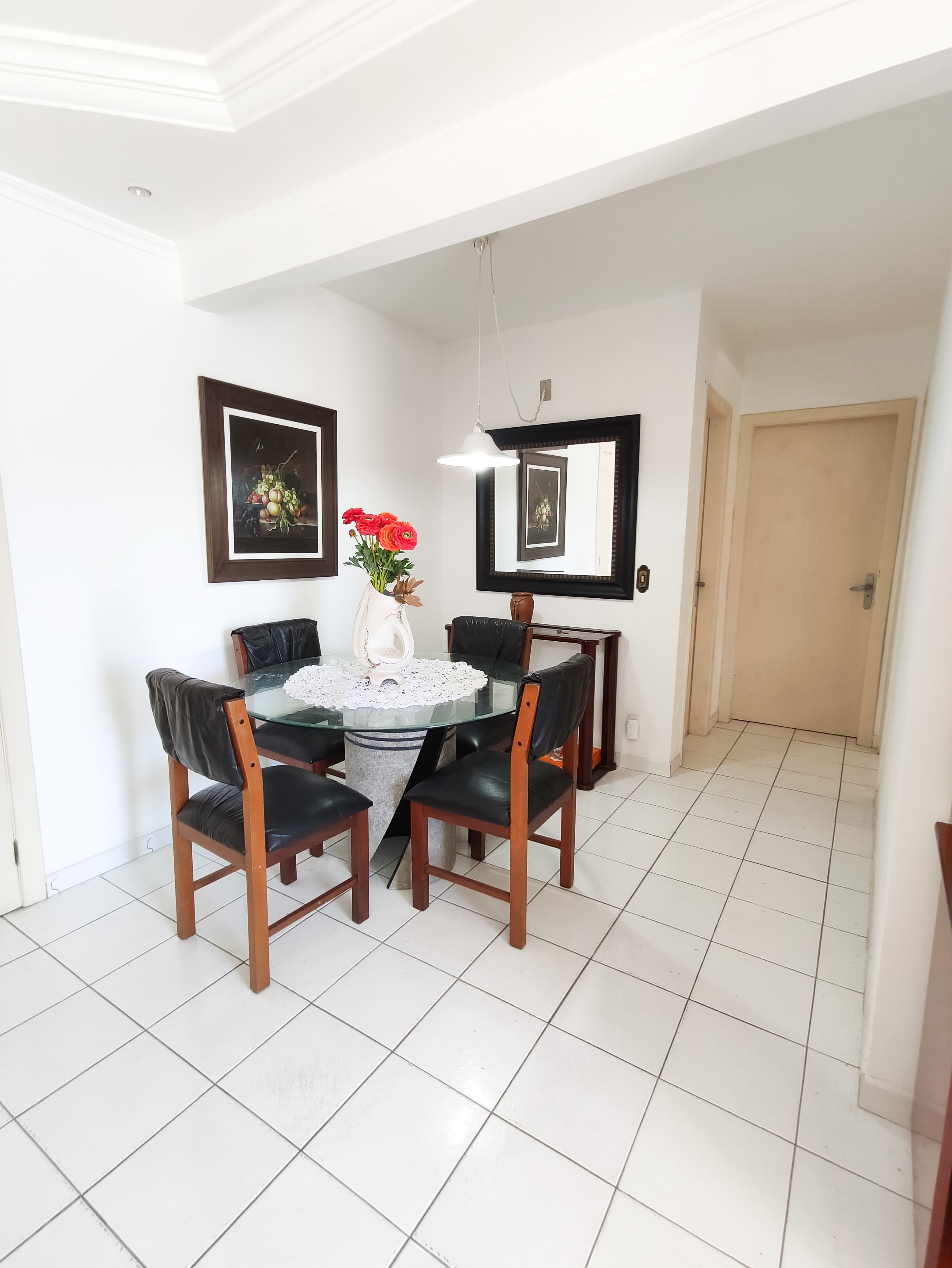 Imagem Apartamento com 2 Quartos à Venda, 80 m²em Centro - Balneário Camboriú