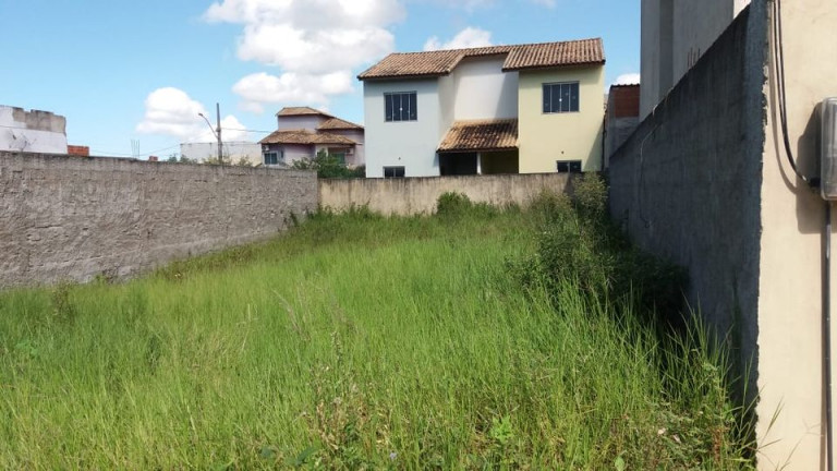 Terreno à Venda, 200 m² em Ajuda - Macaé