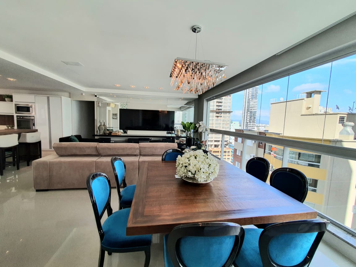 Imagem Apartamento com 3 Quartos à Venda, 135 m²em Centro - Balneário Camboriú