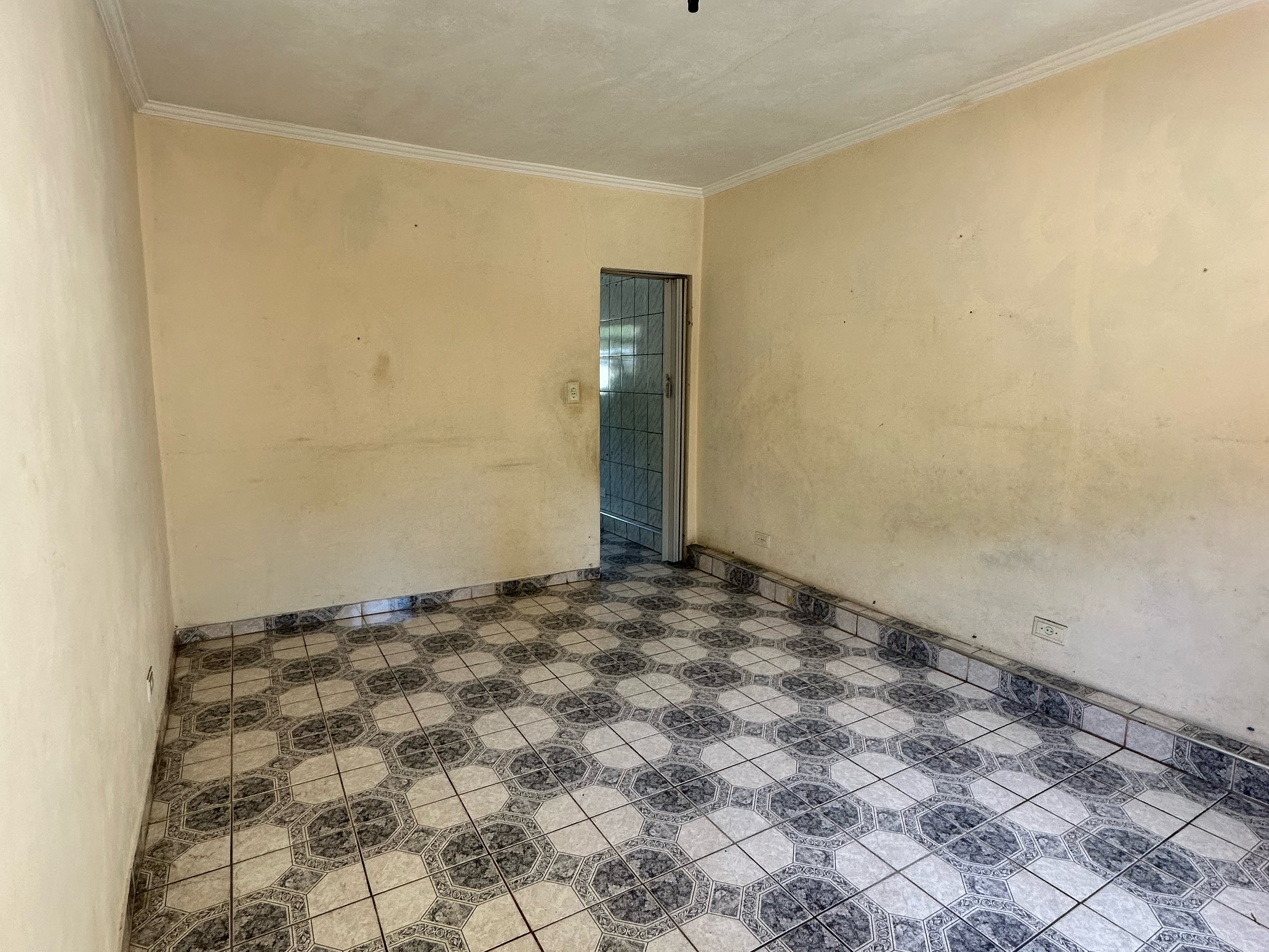 Imagem Casa com 1 Quarto para Alugar, 90 m²em Vila Paulistania - São Paulo