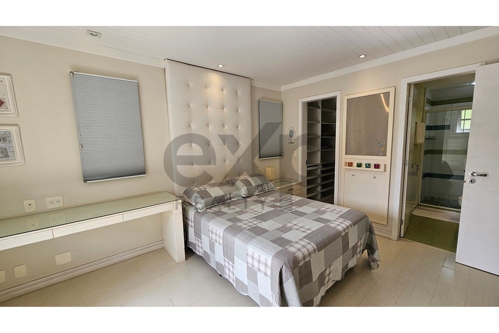 Imagem Casa de Condomínio com 4 Quartos à Venda, 285 m² em Itaipava - Petrópolis