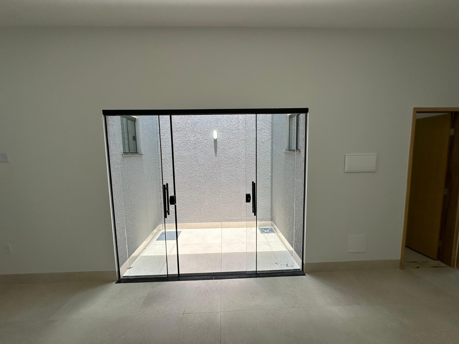 Imagem Casa com 2 Quartos à Venda, 107 m²em Residencial Campos Dourados - Goiânia