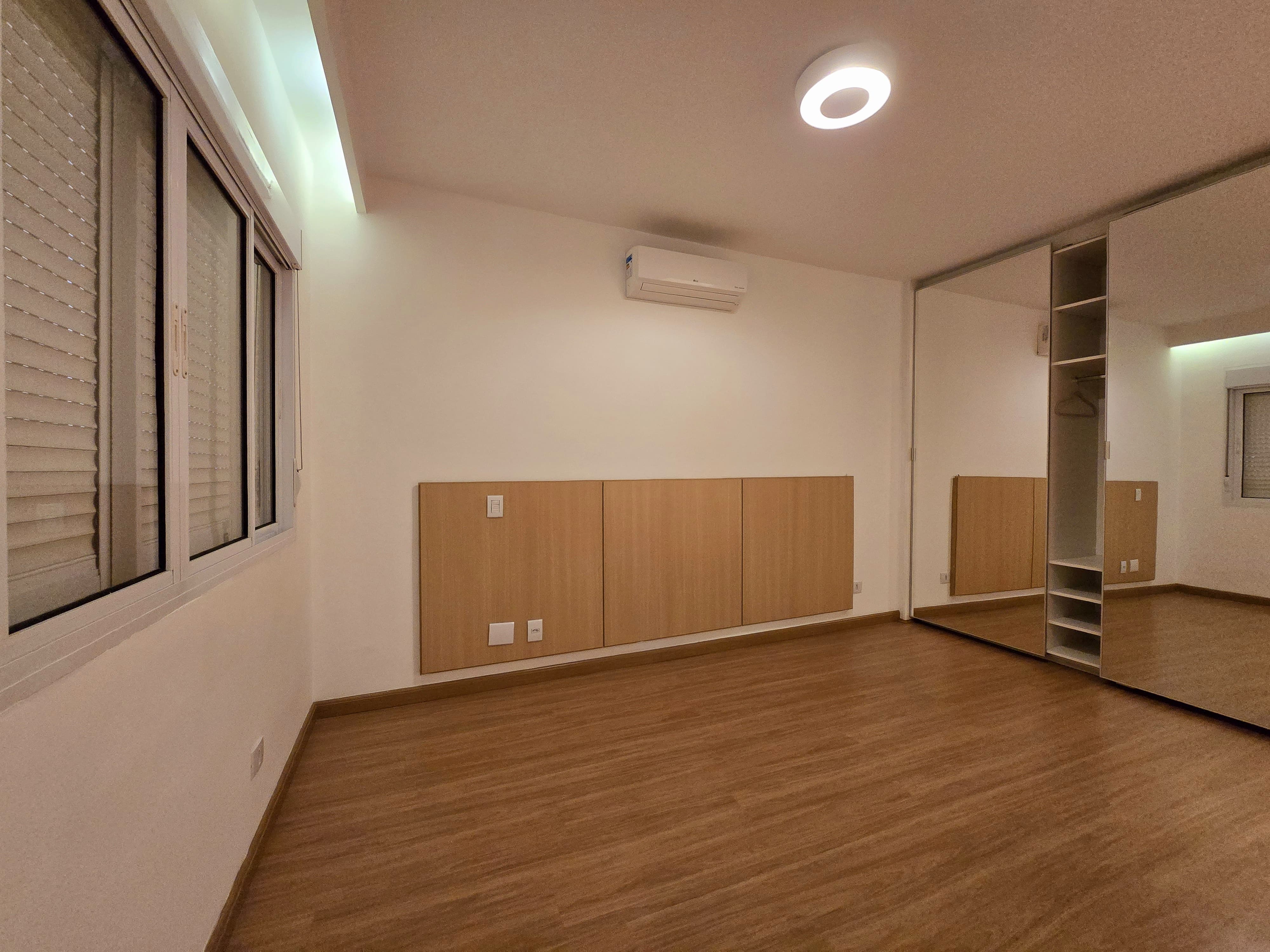 Imagem Apartamento com 3 Quartos à Venda, 127 m²em Gonzaga - Santos