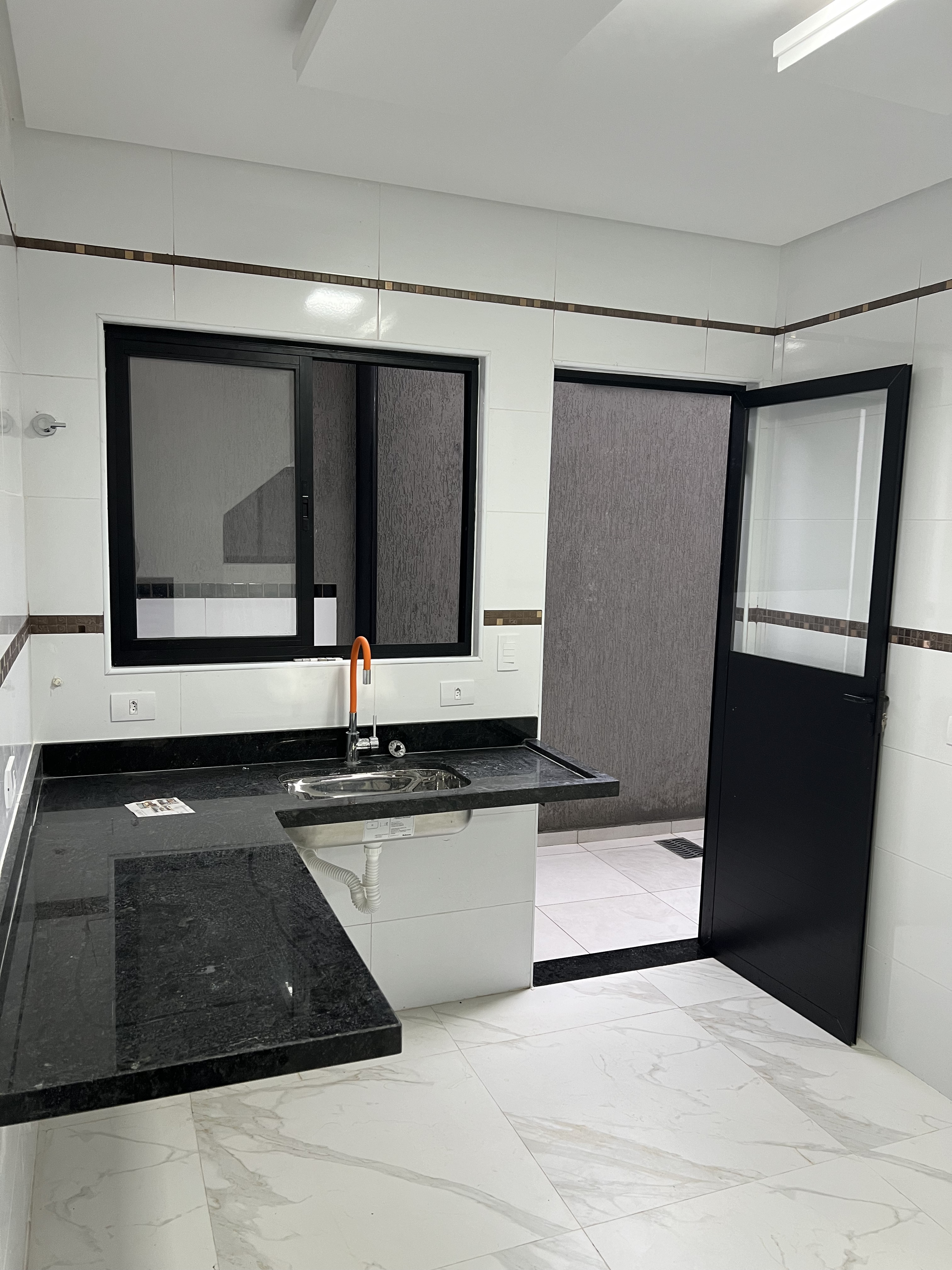 Imagem Casa de Condomínio com 2 Quartos à Venda ou Temporada, 48 m²em Maracanã - Praia Grande Imagem Casa de Condomínio com 2 Quartos à Venda ou Temporada, 48 m²em Maracanã - Praia Grande