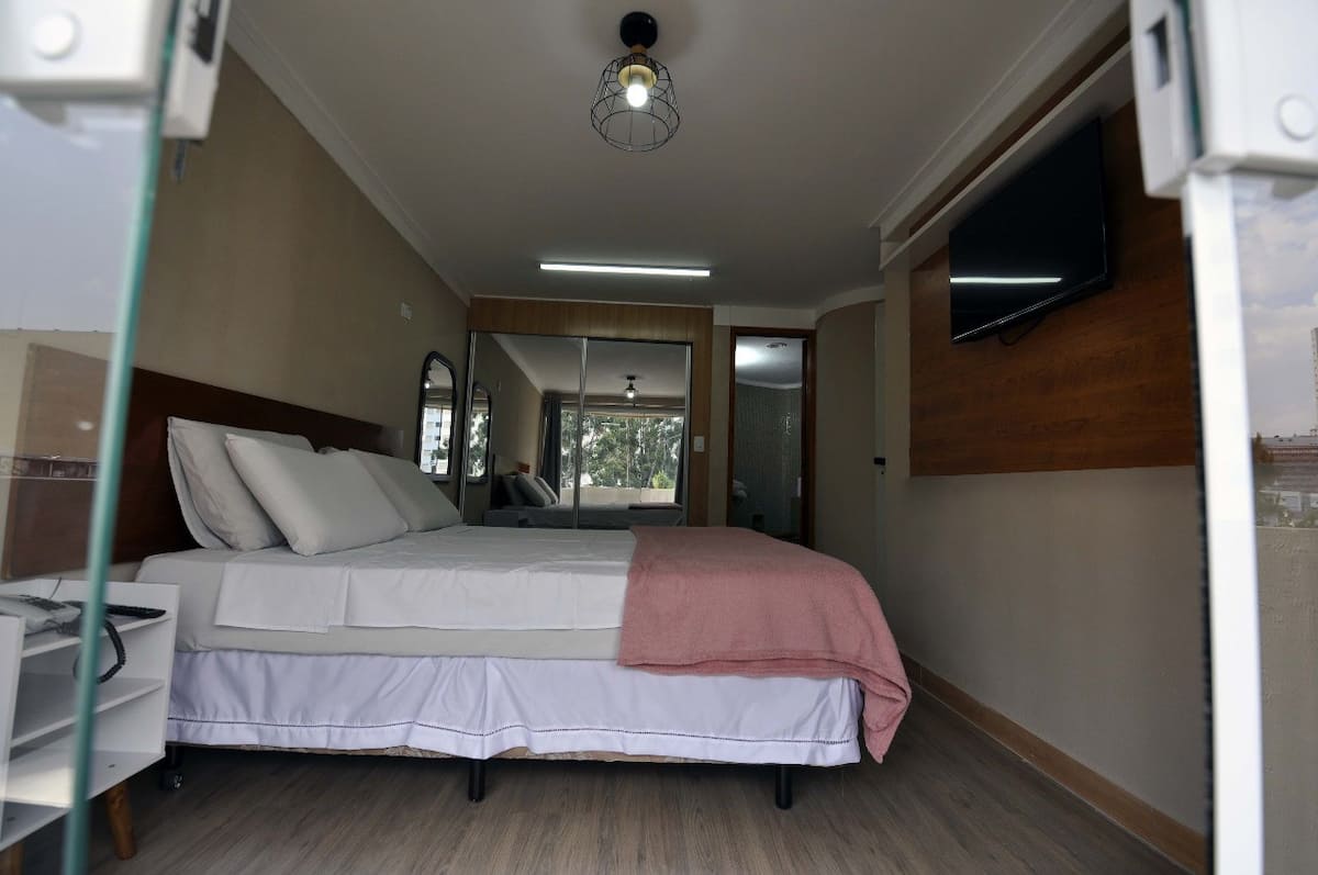 Flat com 1 Quarto à Venda ou Temporada, 40 m²em Liberdade - São Paulo