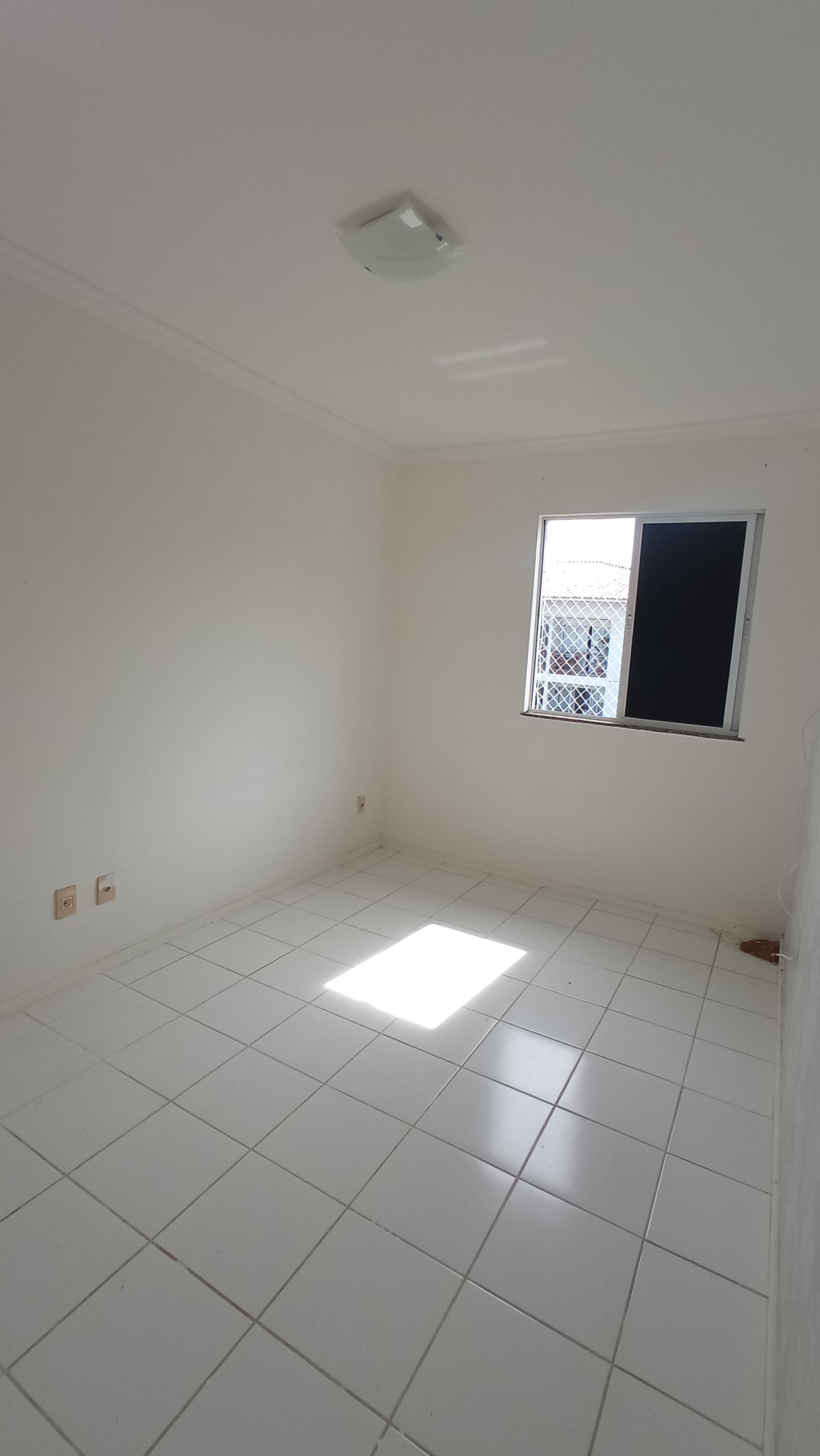 Imagem Apartamento com 2 Quartos à Venda, 55 m²em Vila de Abrantes (Abrantes) - Camaçari Imagem Apartamento com 2 Quartos à Venda, 55 m²em Vila de Abrantes (Abrantes) - Camaçari