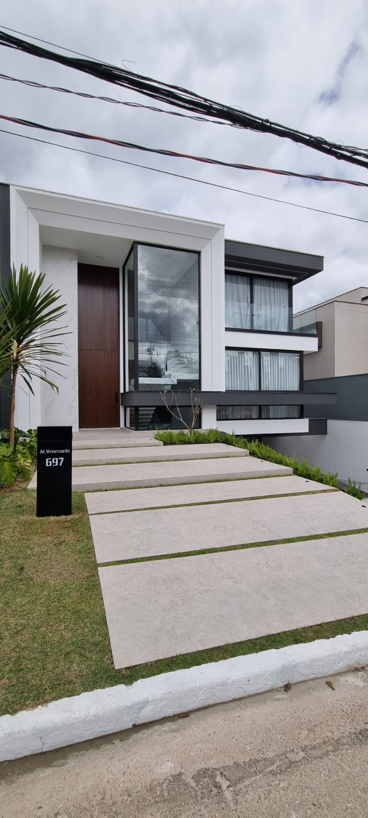 Imagem Casa de Condomínio com 4 Quartos à Venda, 588 m²em Alphaville Residencial Dois - Barueri Imagem Casa de Condomínio com 4 Quartos à Venda, 588 m²em Alphaville Residencial Dois - Barueri