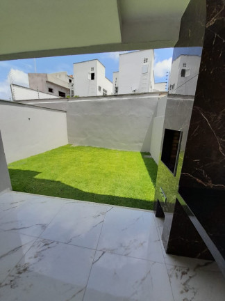 Imagem Casa com 3 Quartos à Venda, 123 m² em Centro - Eusébio Imagem Casa com 3 Quartos à Venda, 123 m² em Centro - Eusébio