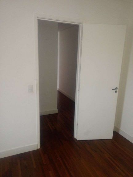 Apartamento com 2 Quartos para Alugar, 58 m² em Jardim Tupanci - Barueri