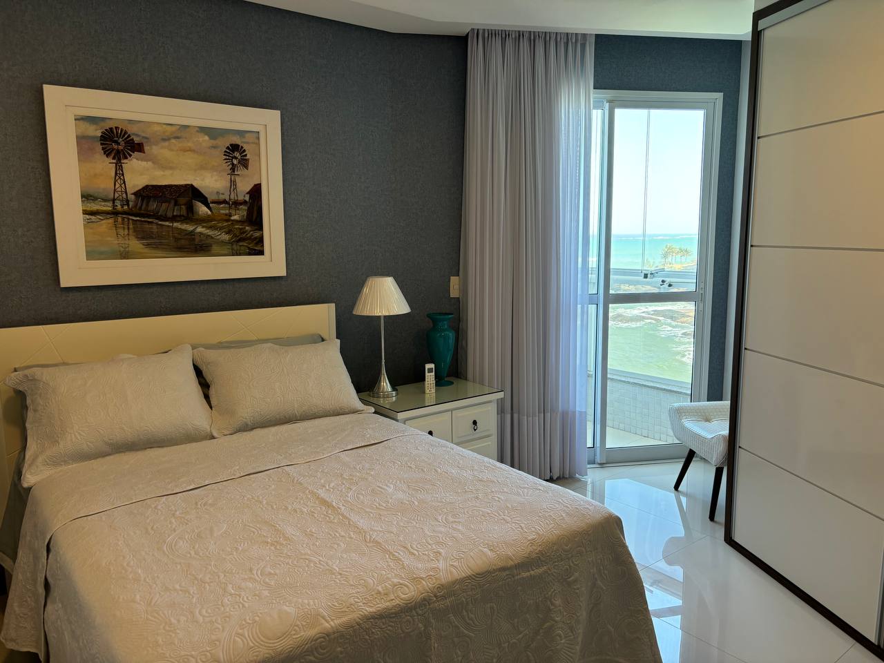 Imagem Apartamento com 4 Quartos à Venda, 211 m²em Centro - Guarapari