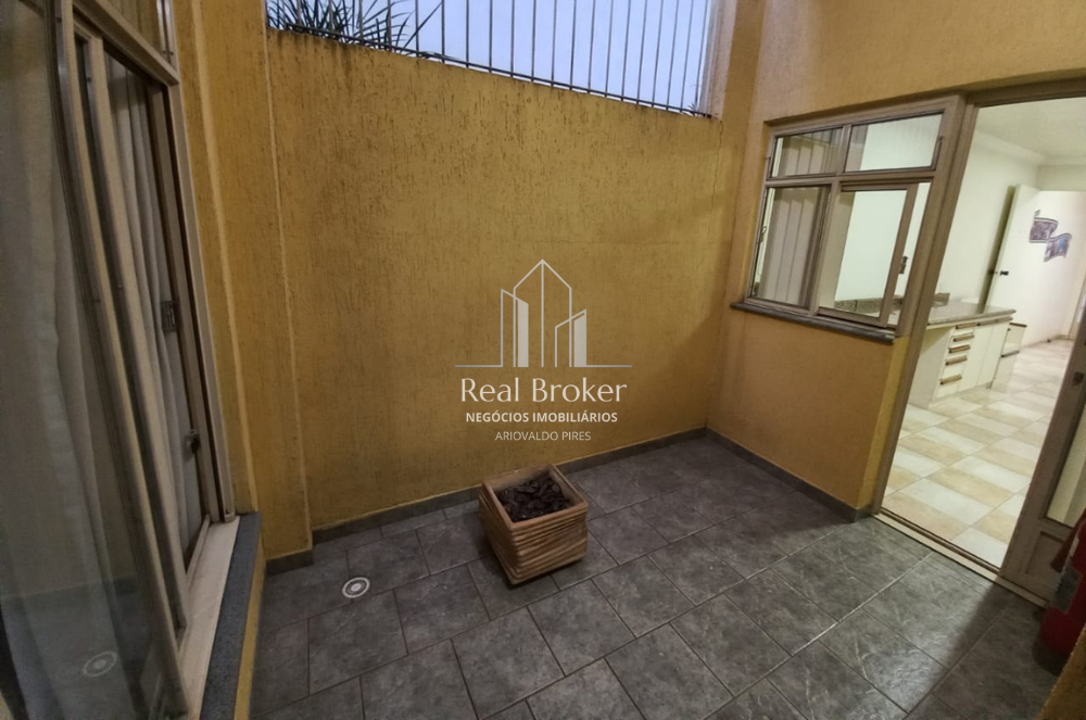 Imagem Casa com 3 Quartos à Venda, 280 m²em Orfãs - Ponta Grossa