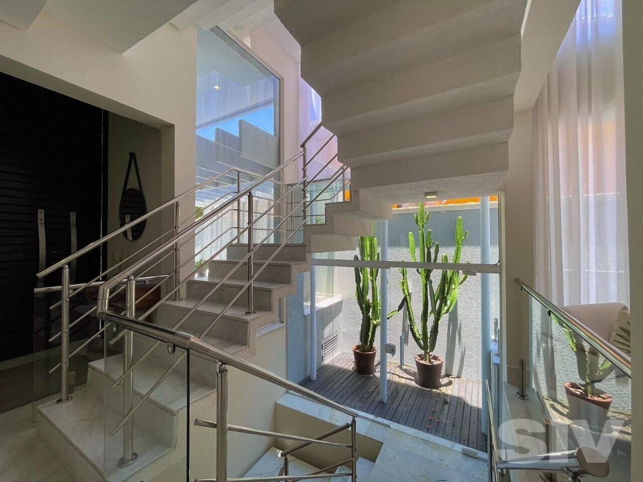 Imagem Casa de Condomínio com 5 Quartos à Venda, 553 m²em Riviera - Bertioga