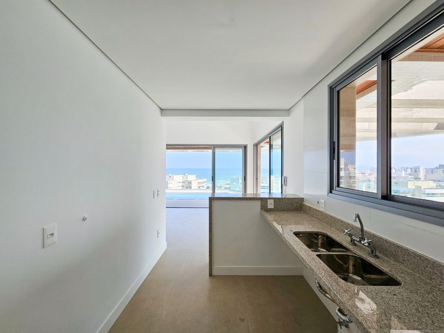 Imagem Cobertura com 4 Quartos à Venda, 274 m² em Riviera - Bertioga