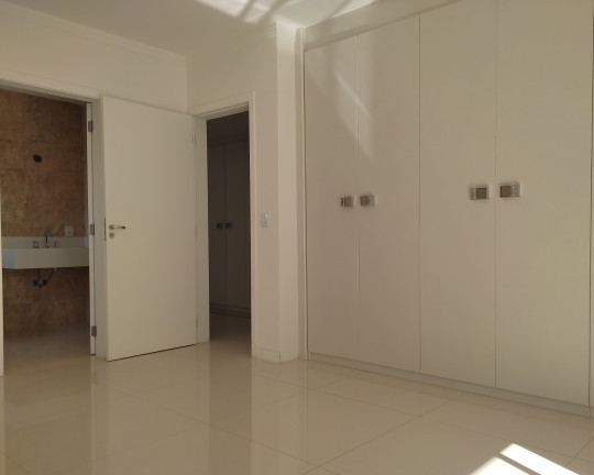 Imagem Casa de Condomínio com 3 Quartos à Venda, em Centro - Arujá Imagem Casa de Condomínio com 3 Quartos à Venda, em Centro - Arujá