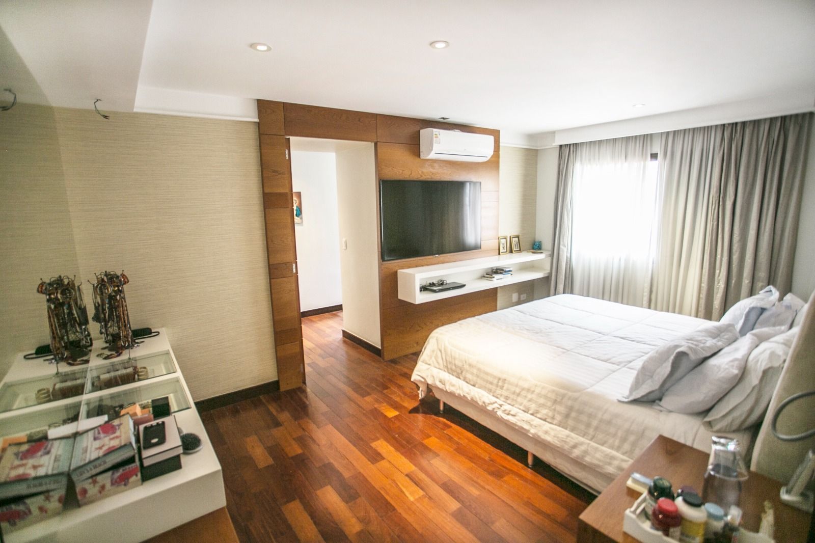 Imagem Apartamento com 3 Quartos à Venda, 290 m²em Aclimação - São Paulo Imagem Apartamento com 3 Quartos à Venda, 290 m²em Aclimação - São Paulo