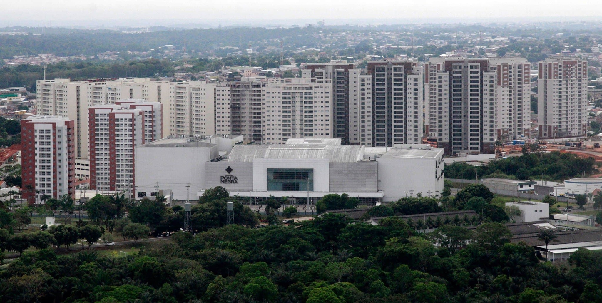 Imagem Casa com 2 Quartos à Venda, 277 m² em Lírio Do Vale - Manaus Imagem Casa com 2 Quartos à Venda, 277 m² em Lírio Do Vale - Manaus
