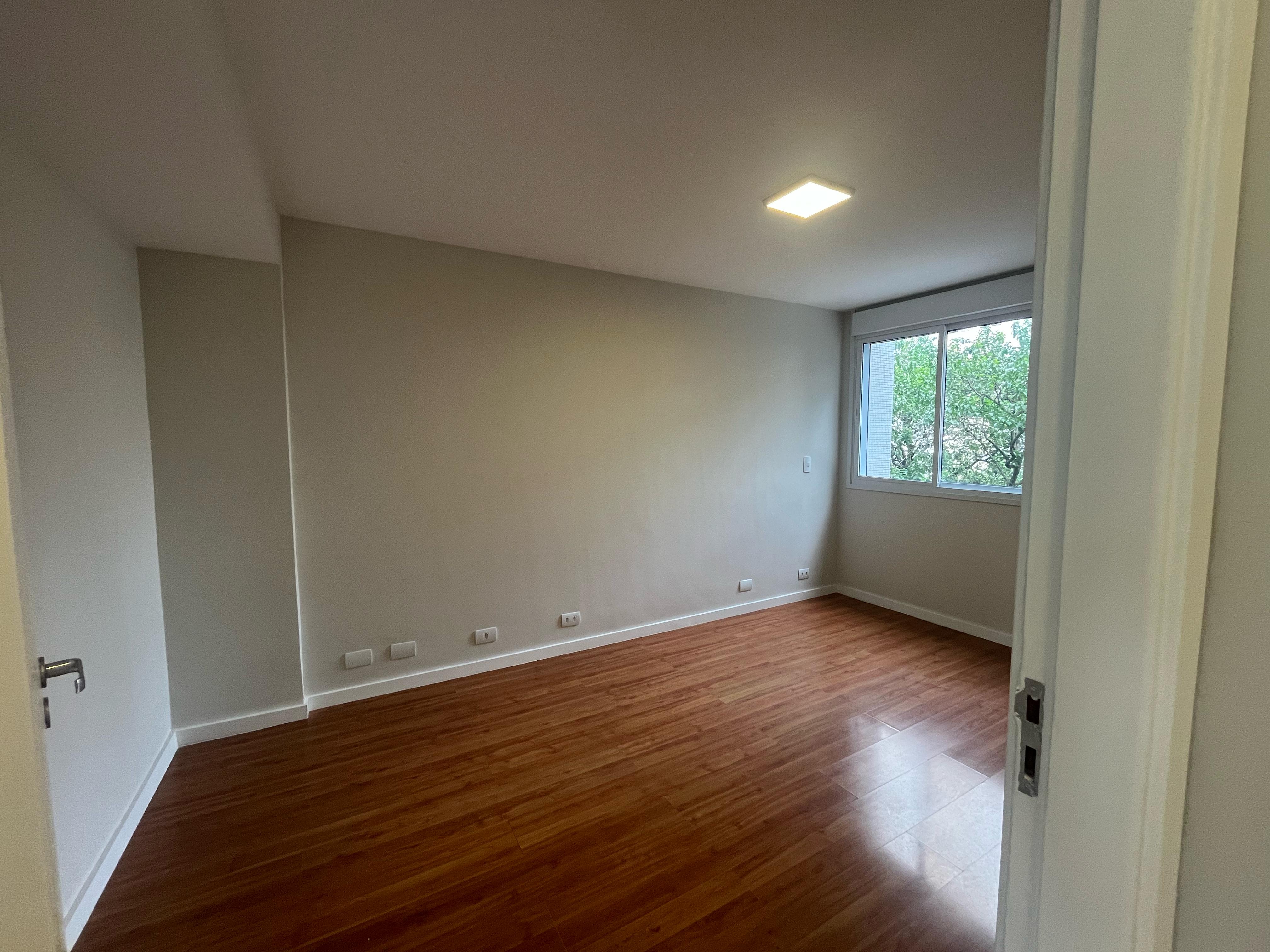 Imagem Apartamento com 2 Quartos à Venda, 80 m² em Moema - São Paulo Imagem Apartamento com 2 Quartos à Venda, 80 m² em Moema - São Paulo