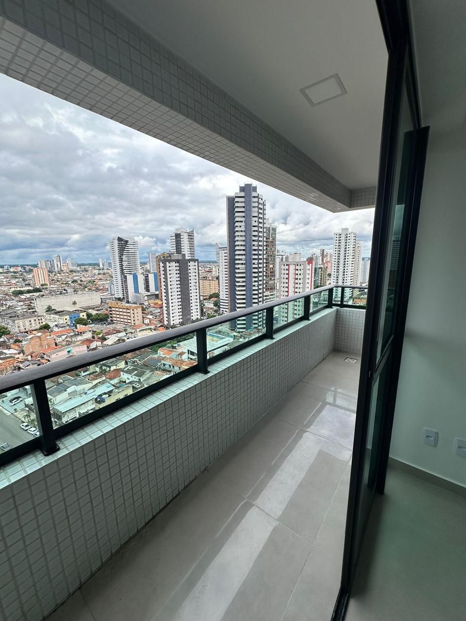 Imagem Apartamento com 2 Quartos à Venda ou Locação, 62 m²em Umarizal - Belém